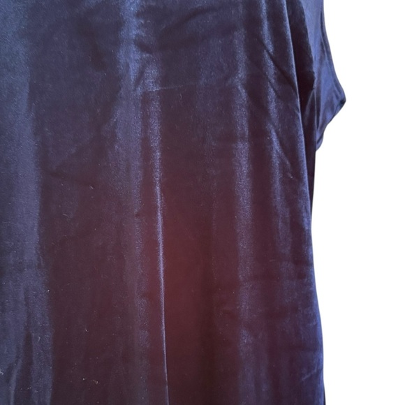 Love J Midnight Blue faux Velvet Dress with V cut neckline Size 2X - Picture 7 of 9